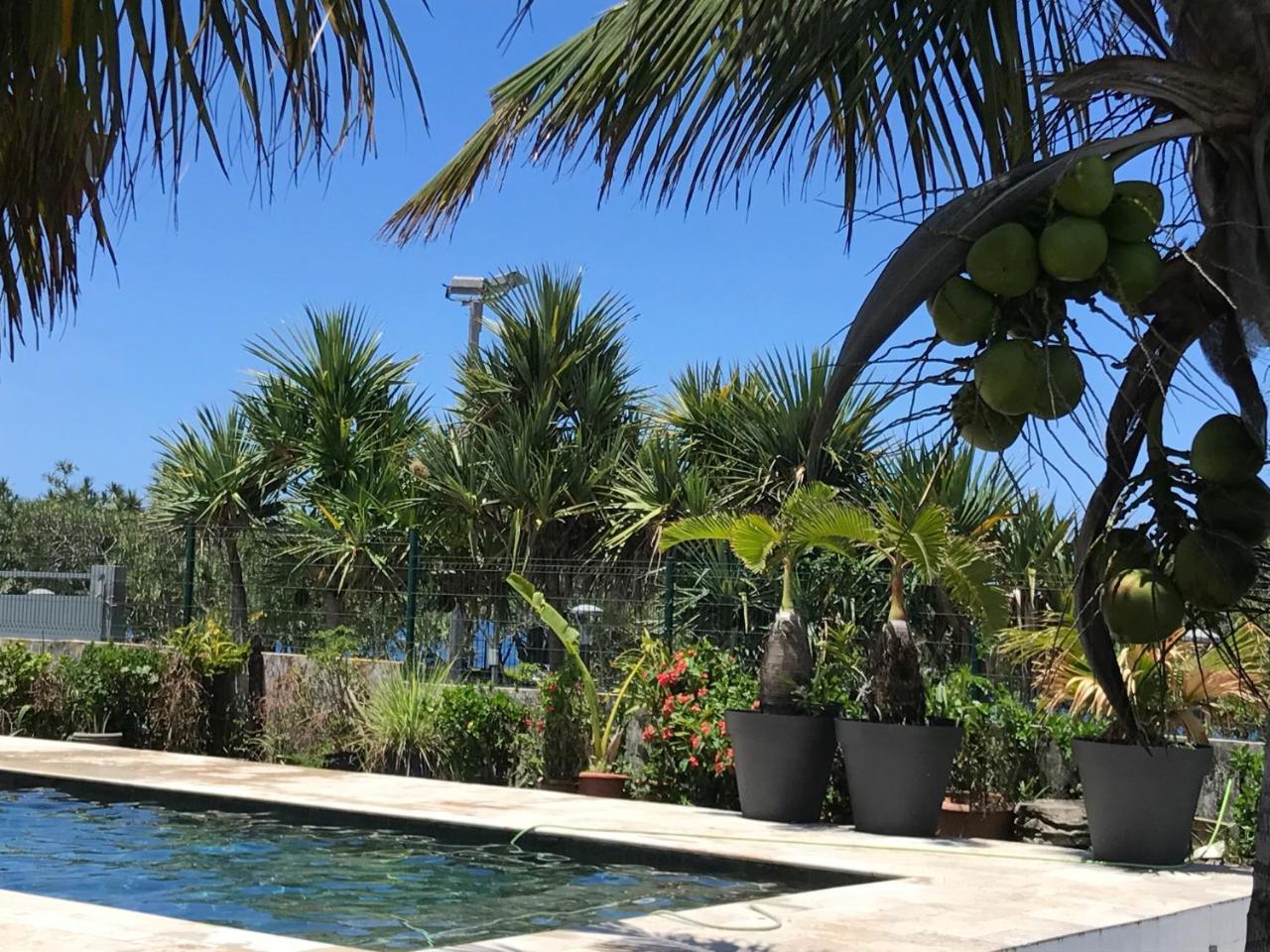 Bras-Panon: Maison Avec Vue Et Piscine 1-4 Pers. Luaran gambar